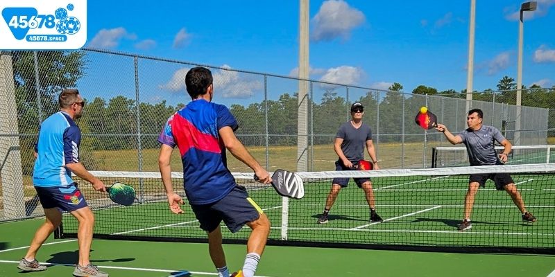 Bí quyết chơi pickleball dễ thắng nhất